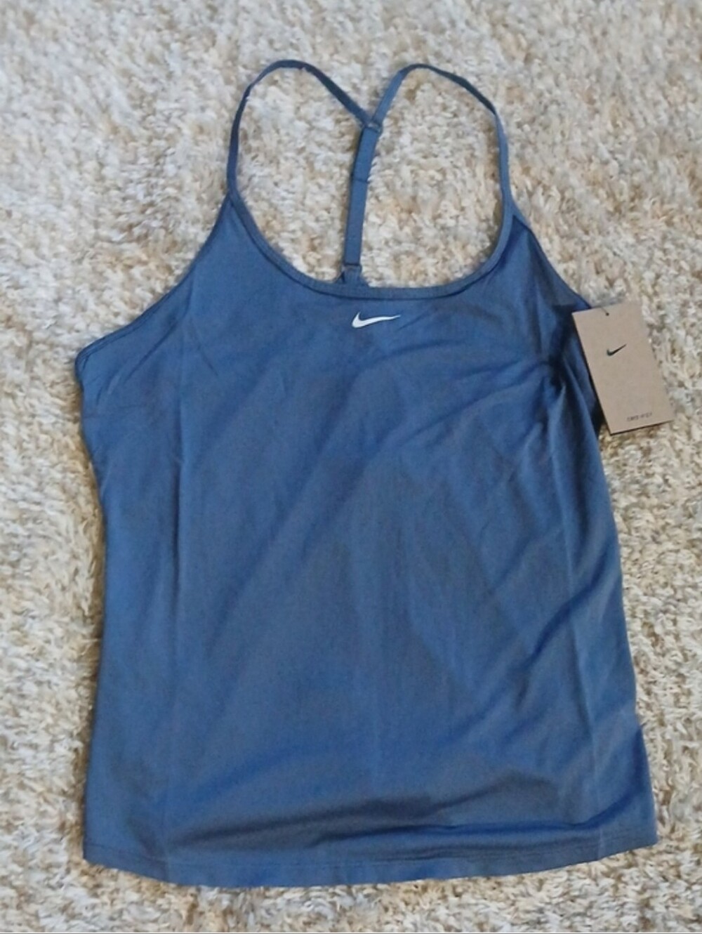 NWT NIKE TOP (Size MEDIUM)